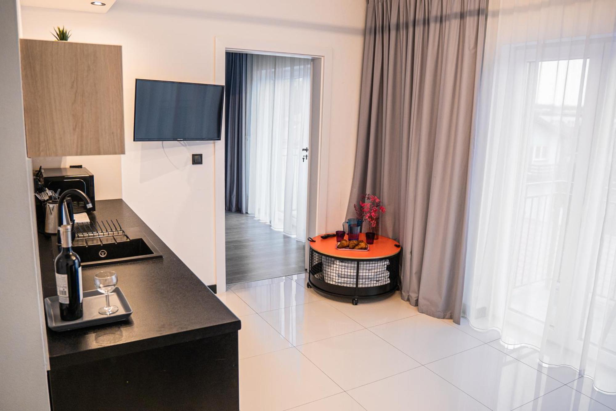 Ind.U Apartamenty โควอบเซก ภายนอก รูปภาพ